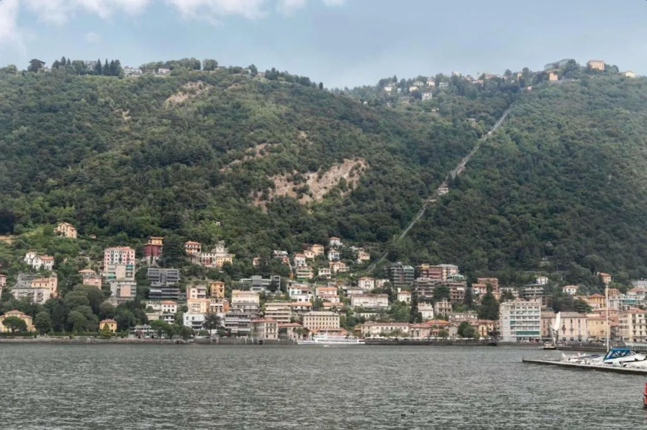 Villa Tobia Lake View Apartment By Halldis Como
